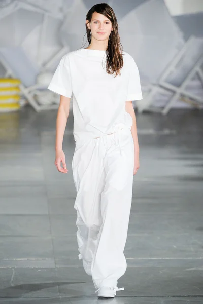 Look 7